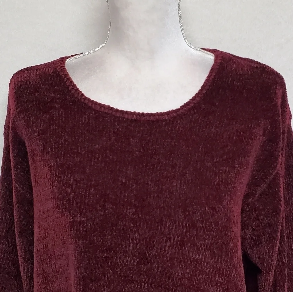 Vintage 90s Carolina Colours Deep Red Chenille Knit Long Sleeve Crewneck Sweater